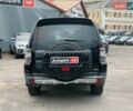 Черный Мицубиси Паджеро Вагон, объемом двигателя 3 л и пробегом 232 тыс. км за 11390 $, фото 5 на Automoto.ua