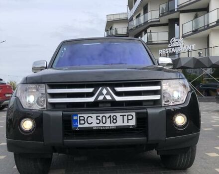 Чорний Міцубісі Паджеро Вагон, об'ємом двигуна 3 л та пробігом 177 тис. км за 14500 $, фото 4 на Automoto.ua