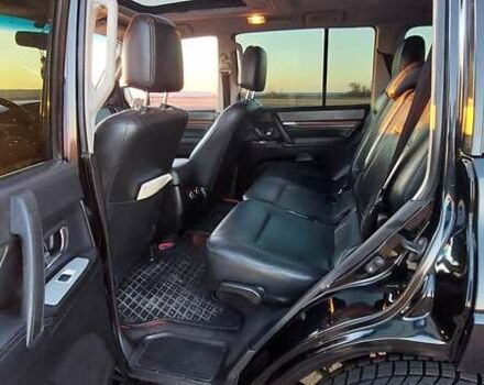 Чорний Міцубісі Паджеро Вагон, об'ємом двигуна 2.97 л та пробігом 286 тис. км за 9400 $, фото 9 на Automoto.ua