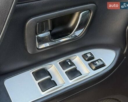 Чорний Міцубісі Паджеро Вагон, об'ємом двигуна 2.97 л та пробігом 179 тис. км за 12500 $, фото 30 на Automoto.ua