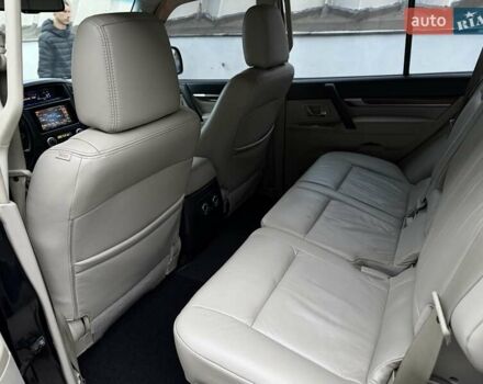 Черный Мицубиси Паджеро Вагон, объемом двигателя 3 л и пробегом 182 тыс. км за 11500 $, фото 16 на Automoto.ua