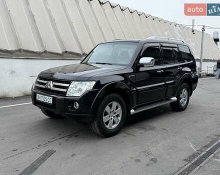 Черный Мицубиси Паджеро Вагон, объемом двигателя 3 л и пробегом 182 тыс. км за 11500 $, фото 3 на Automoto.ua