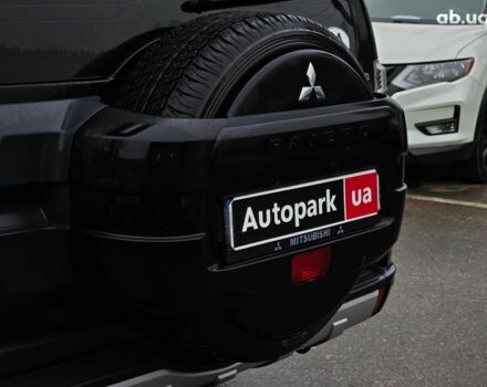 Черный Мицубиси Паджеро Вагон, объемом двигателя 3.8 л и пробегом 219 тыс. км за 10990 $, фото 10 на Automoto.ua