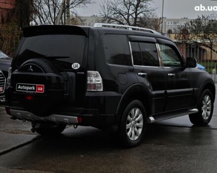 Черный Мицубиси Паджеро Вагон, объемом двигателя 3.8 л и пробегом 219 тыс. км за 10990 $, фото 7 на Automoto.ua