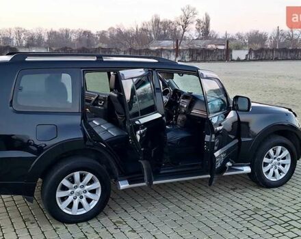 Черный Мицубиси Паджеро Вагон, объемом двигателя 3.83 л и пробегом 389 тыс. км за 14800 $, фото 23 на Automoto.ua