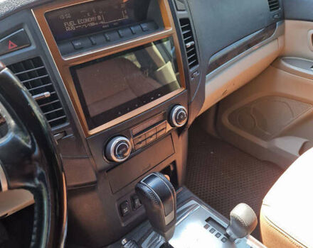 Черный Мицубиси Паджеро Вагон, объемом двигателя 3.8 л и пробегом 219 тыс. км за 14000 $, фото 22 на Automoto.ua