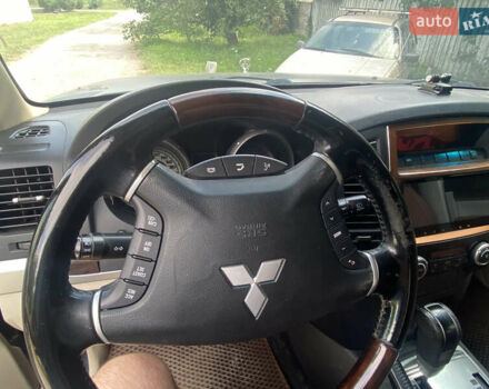 Черный Мицубиси Паджеро Вагон, объемом двигателя 3.8 л и пробегом 219 тыс. км за 14000 $, фото 11 на Automoto.ua