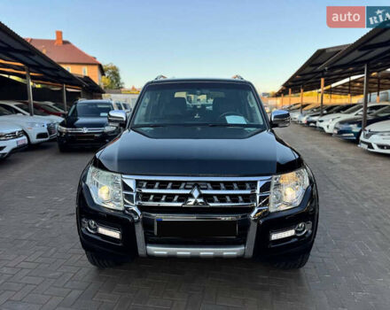 Черный Мицубиси Паджеро Вагон, объемом двигателя 3.2 л и пробегом 180 тыс. км за 16500 $, фото 2 на Automoto.ua