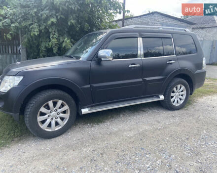 Черный Мицубиси Паджеро Вагон, объемом двигателя 3.8 л и пробегом 219 тыс. км за 14000 $, фото 2 на Automoto.ua