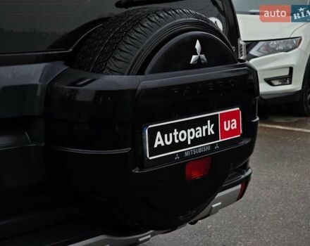 Черный Мицубиси Паджеро Вагон, объемом двигателя 3.8 л и пробегом 219 тыс. км за 10990 $, фото 10 на Automoto.ua