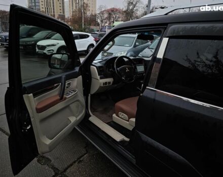 Черный Мицубиси Паджеро Вагон, объемом двигателя 3.8 л и пробегом 219 тыс. км за 10990 $, фото 20 на Automoto.ua