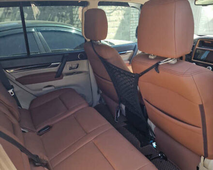 Черный Мицубиси Паджеро Вагон, объемом двигателя 3.8 л и пробегом 219 тыс. км за 14000 $, фото 17 на Automoto.ua