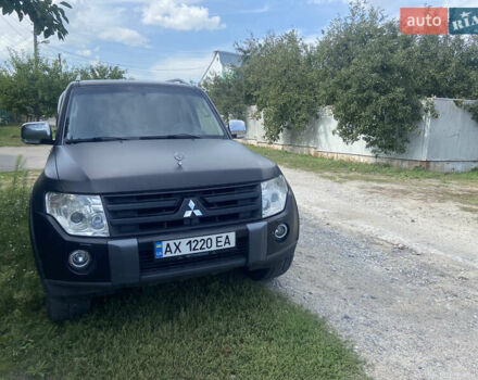 Черный Мицубиси Паджеро Вагон, объемом двигателя 3.8 л и пробегом 219 тыс. км за 14000 $, фото 3 на Automoto.ua