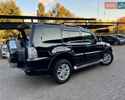 Черный Мицубиси Паджеро Вагон, объемом двигателя 3.2 л и пробегом 180 тыс. км за 16500 $, фото 1 на Automoto.ua