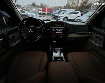 Черный Мицубиси Паджеро Вагон, объемом двигателя 3.8 л и пробегом 219 тыс. км за 10990 $, фото 16 на Automoto.ua