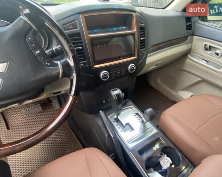 Черный Мицубиси Паджеро Вагон, объемом двигателя 3.8 л и пробегом 219 тыс. км за 14000 $, фото 14 на Automoto.ua