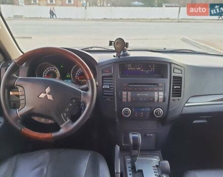 Черный Мицубиси Паджеро Вагон, объемом двигателя 3.5 л и пробегом 214 тыс. км за 13500 $, фото 8 на Automoto.ua