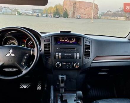 Черный Мицубиси Паджеро Вагон, объемом двигателя 3.83 л и пробегом 389 тыс. км за 14800 $, фото 47 на Automoto.ua