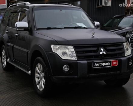 Черный Мицубиси Паджеро Вагон, объемом двигателя 3.8 л и пробегом 219 тыс. км за 10990 $, фото 2 на Automoto.ua