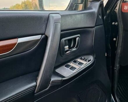 Черный Мицубиси Паджеро Вагон, объемом двигателя 3.83 л и пробегом 389 тыс. км за 14800 $, фото 32 на Automoto.ua