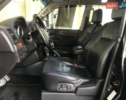 Чорний Міцубісі Паджеро Вагон, об'ємом двигуна 3.2 л та пробігом 164 тис. км за 20000 $, фото 8 на Automoto.ua