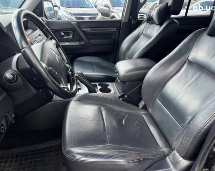 Черный Мицубиси Паджеро Вагон, объемом двигателя 3 л и пробегом 235 тыс. км за 15490 $, фото 47 на Automoto.ua