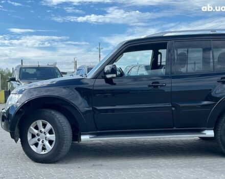 Черный Мицубиси Паджеро Вагон, объемом двигателя 3 л и пробегом 235 тыс. км за 15490 $, фото 49 на Automoto.ua