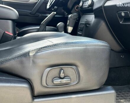 Черный Мицубиси Паджеро Вагон, объемом двигателя 3 л и пробегом 235 тыс. км за 15490 $, фото 14 на Automoto.ua