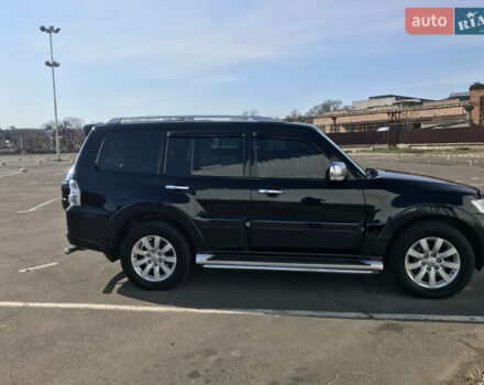 Чорний Міцубісі Паджеро Вагон, об'ємом двигуна 3.2 л та пробігом 164 тис. км за 20000 $, фото 18 на Automoto.ua