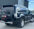 Черный Мицубиси Паджеро Вагон, объемом двигателя 3 л и пробегом 235 тыс. км за 15490 $, фото 2 на Automoto.ua
