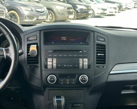 Черный Мицубиси Паджеро Вагон, объемом двигателя 3 л и пробегом 235 тыс. км за 15490 $, фото 28 на Automoto.ua