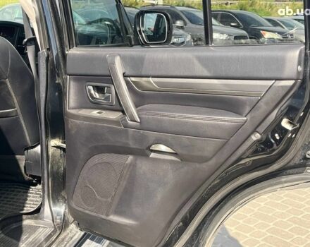 Черный Мицубиси Паджеро Вагон, объемом двигателя 3 л и пробегом 235 тыс. км за 15490 $, фото 17 на Automoto.ua