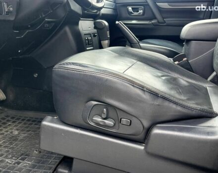 Черный Мицубиси Паджеро Вагон, объемом двигателя 3 л и пробегом 235 тыс. км за 15490 $, фото 46 на Automoto.ua