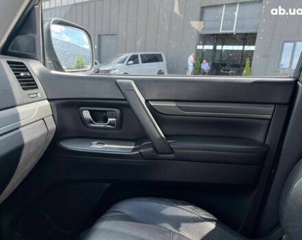 Черный Мицубиси Паджеро Вагон, объемом двигателя 3 л и пробегом 235 тыс. км за 15490 $, фото 34 на Automoto.ua