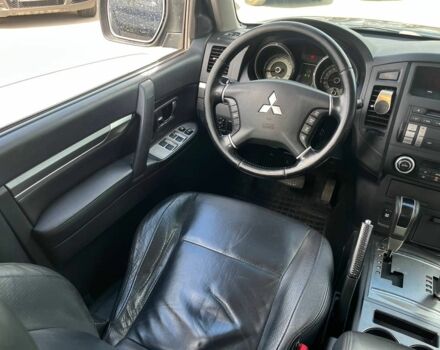 Черный Мицубиси Паджеро Вагон, объемом двигателя 3 л и пробегом 235 тыс. км за 15490 $, фото 26 на Automoto.ua