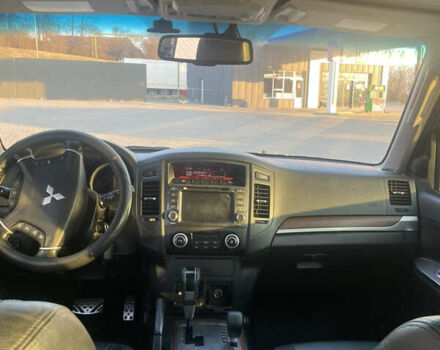 Чорний Міцубісі Паджеро Вагон, об'ємом двигуна 3.2 л та пробігом 140 тис. км за 24000 $, фото 7 на Automoto.ua