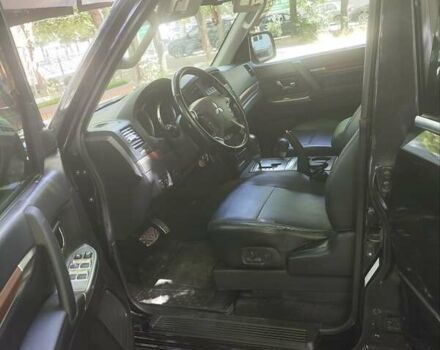 Чорний Міцубісі Паджеро Вагон, об'ємом двигуна 3.2 л та пробігом 57 тис. км за 24000 $, фото 5 на Automoto.ua