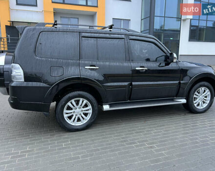 Черный Мицубиси Паджеро Вагон, объемом двигателя 3.2 л и пробегом 117 тыс. км за 18500 $, фото 37 на Automoto.ua