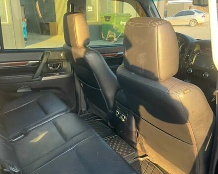 Чорний Міцубісі Паджеро Вагон, об'ємом двигуна 3.2 л та пробігом 140 тис. км за 24000 $, фото 11 на Automoto.ua