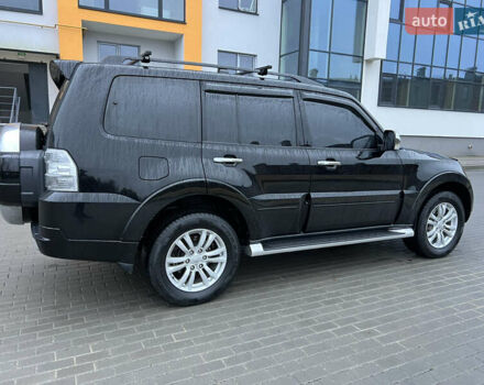 Черный Мицубиси Паджеро Вагон, объемом двигателя 3.2 л и пробегом 117 тыс. км за 18500 $, фото 36 на Automoto.ua
