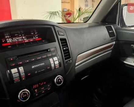 Мицубиси Паджеро Вагон 2012 в Ужгороде на Automoto.ua Черный Мицубиси Паджеро Вагон, объемом двигателя 3.2 л и пробегом 148 тыс. км за 19241 $, фото 30 на Automoto.ua