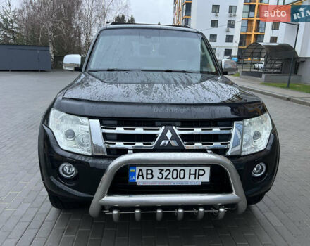 Черный Мицубиси Паджеро Вагон, объемом двигателя 3.2 л и пробегом 117 тыс. км за 18500 $, фото 4 на Automoto.ua