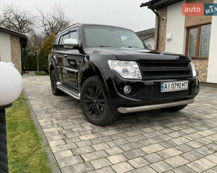 Чорний Міцубісі Паджеро Вагон, об'ємом двигуна 3.2 л та пробігом 174 тис. км за 21500 $, фото 5 на Automoto.ua