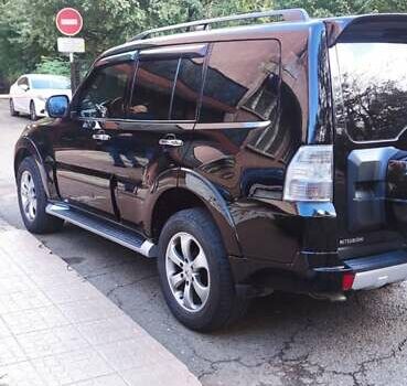 Чорний Міцубісі Паджеро Вагон, об'ємом двигуна 3.2 л та пробігом 205 тис. км за 20000 $, фото 2 на Automoto.ua