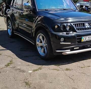 Чорний Міцубісі Паджеро Вагон, об'ємом двигуна 3.5 л та пробігом 300 тис. км за 9999 $, фото 1 на Automoto.ua