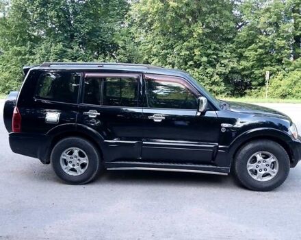 Черный Мицубиси Паджеро Вагон, объемом двигателя 3.2 л и пробегом 300 тыс. км за 9500 $, фото 1 на Automoto.ua