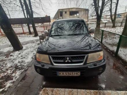 Міцубісі Паджеро Вагон 2006 у Києві на Automoto.ua Чорний Міцубісі Паджеро Вагон, об'ємом двигуна 3.2 л та пробігом 346 тис. км за 8500 $, фото 1 на Automoto.ua