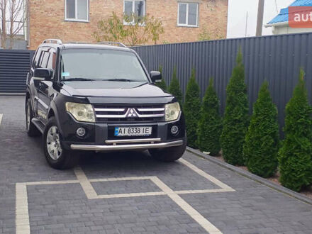 Черный Мицубиси Паджеро Вагон, объемом двигателя 3.83 л и пробегом 279 тыс. км за 12300 $, фото 1 на Automoto.ua