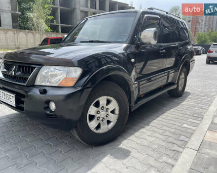Чорний Міцубісі Паджеро Вагон, об'ємом двигуна 3.2 л та пробігом 403 тис. км за 9700 $, фото 1 на Automoto.ua