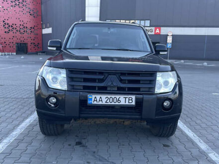 Мицубиси Паджеро Вагон 2007 в Киеве на Automoto.ua Черный Мицубиси Паджеро Вагон, объемом двигателя 3.8 л и пробегом 250 тыс. км за 9900 $, фото 1 на Automoto.ua